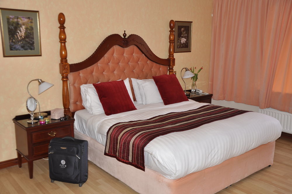 Jackson'S Hotel & Leisure Centre Ballybofey Bagian luar foto